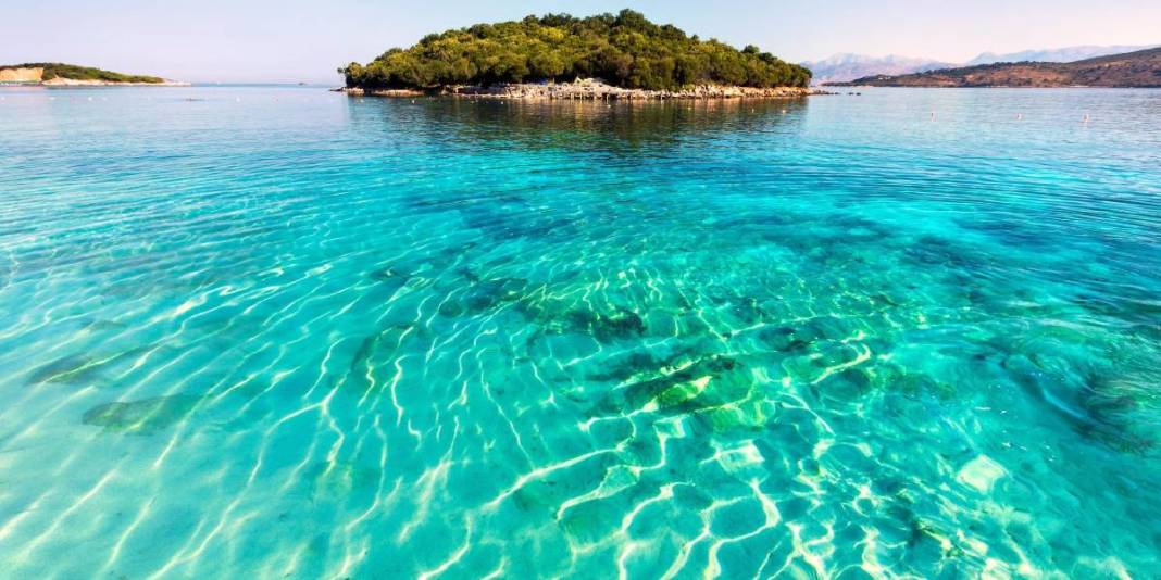 Deniziyle Maldivleri aratmıyor, Türkler vizesiz akın ediyor! Rüya gibi tatilin adresi: Görenlerin dili dolaşıyor! 3